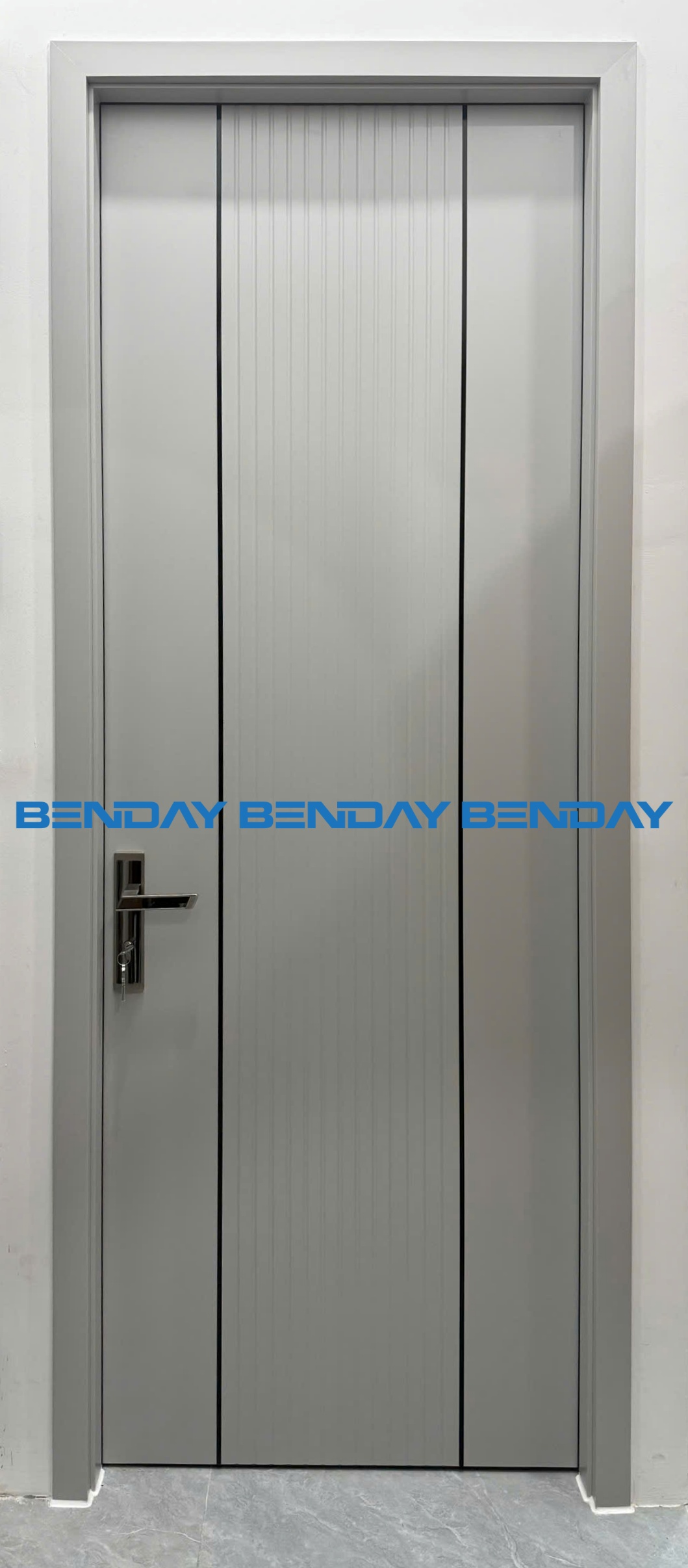BENDAY-B56 (Cửa sơn Dulux màu: Sliver Trophy 30BB 53/012)