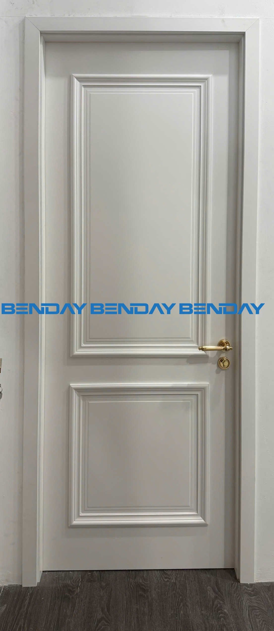 BENDAY-B51 (Cửa sơn Dulux màu trắng)